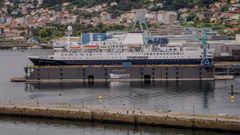 El barco, en las gradas de Teis