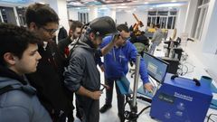 En el CIFP As Mercedes, de Lugo, la formaci�n se apoya en todo tipo de tecnolog�a de �ltima generaci�n, para que los estudiantes salgan lo m�s al d�a posible