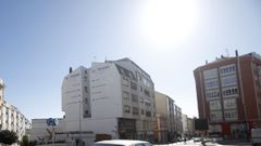 Una vista de la Calle �lvaro Cunqueiro de Foz, donde qued� el veh�culo.