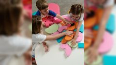 La academia tiene un total de 18 cursos, de los que forman parte estudiantes que llevan acompa�ando a Kids & Us desde su apertura.