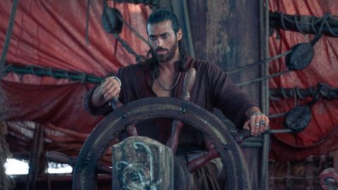 Can Yaman es Sandokan