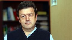 Miguel Salas, retratado en la Librer�a del Campus en el a�o 2005