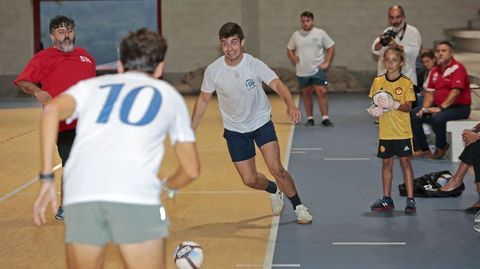 PARTIDO DE F�TBOL ENTRE EL PP Y EL PSOE DE PONTEVEDRA