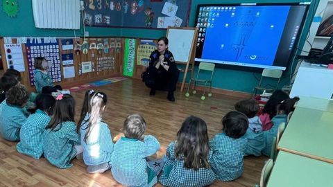 Azahara Morillo, policía local y agente tutor
