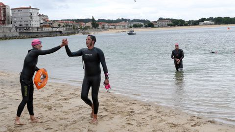  Traves�a a Nado Illa de R�a organizada por la asociaci�n contra el cancer de Ribeira 2026