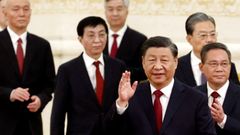 Xi, rodeado de los miembros del Comit� Permanente del Politbur�
