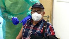Los primeros mayores de 80 que no viven en residencias vacunados contra el covid en Galicia