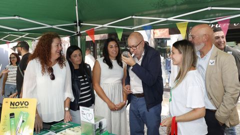 A Valenz. Quinto Paseo da Sade por Barbads. El alcalde de Barbads, Xos Carlos Valcrcel, acompaado por los concejales de Barbads.