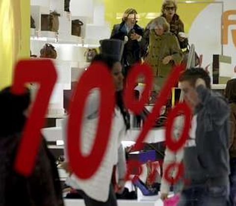 En un gran n�mero de comercios los descuentos alcanzan hasta el 70% del precio original.