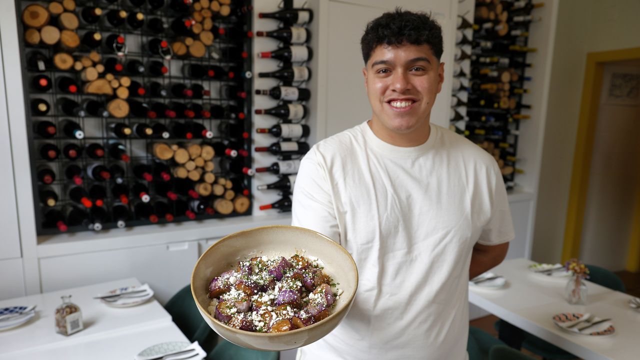 En estos locales gallegos comes muy bien por 25 euros (o menos)