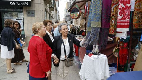 Festa das mozas en Xinzo de Limia. Ambiente por las calles