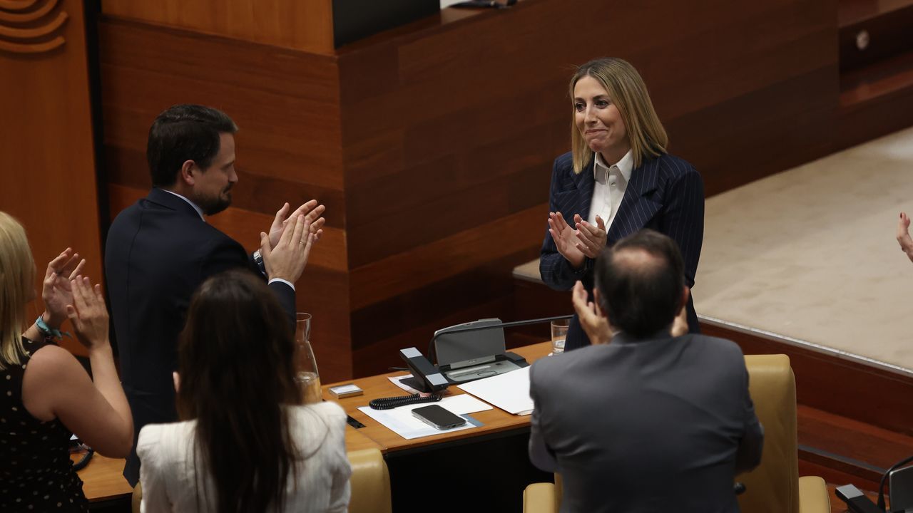 María Guardiola, tras su investidura: «Quiero llorar, gritar, divertirme y celebrar»