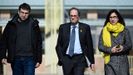 Quim Torra, con miembros de su equipo, tras visitar a los presos en Soto del Real
