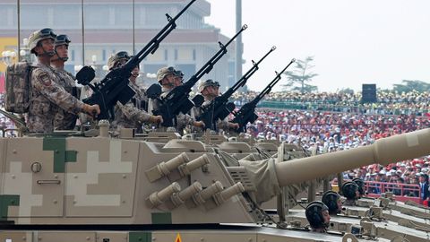 Desfile militar con motivo de la celebraci�n de la victoria de China contra Jap�n en 1945
