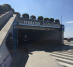 El p�rking estren� las letras que lo identifican en su fachada. 