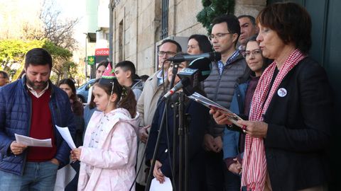 La lectura de la declaracin a las puertas del Concello de Cambados