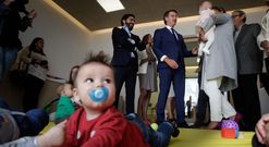 Feijoo recorri� la instalaci�n de O Temple, que oferta 82 plazas. 