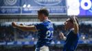 Carlos Dom�nguez celebra su primer gol al Eibar