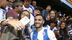 Lucas P�rez, en la presentaci�n de su segunda etapa como deportivista para la temporada 2017-18