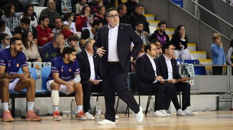 Diego Epifanio, Epi, entrenador del Obra, este domingo en la pista del Basket Mallorca.