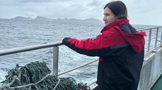 Carmen Veloso, en el buque Isla de Terranova, en el que estuvo embarcada durante dos meses.