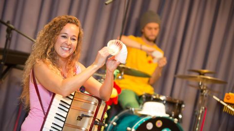 Lydia Botana protagoniza el espect�culo  De aqu� para al� 