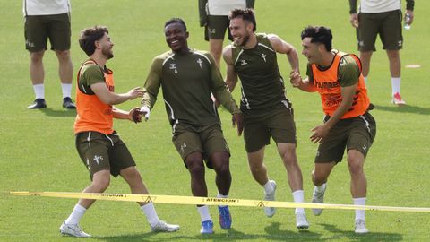 El buen ambiente rein� en la sesi�n de trabajo del Celta previa al �ltimo partido de liga ante el Sevilla.