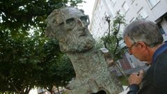 En la imagen de archivo, el busto del pintor en la plaza que lleva su nombre 