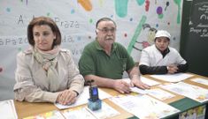 La edil Mar�a Jos� Bat�n junto con Miguel Rodr�guez y los placeros presentaron el certamen. 