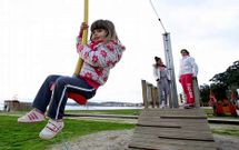 Otros juegos se sumar�n a la tirolina de la playa, una de las atracciones m�s utilizadas.