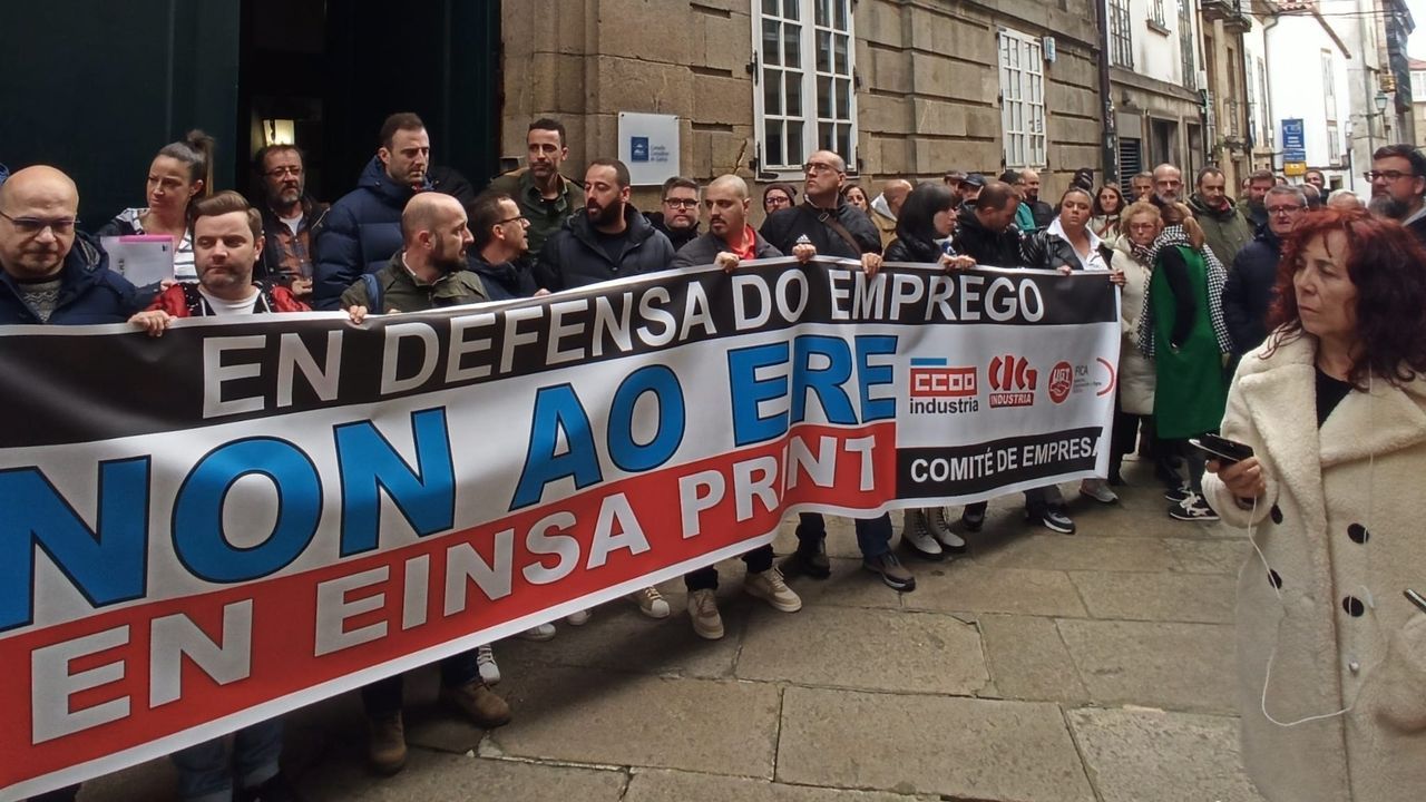 Manifestación en Santiago contra el ERE de Einsa en As Pontes