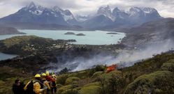 Los incendios forestales arrasan Chile