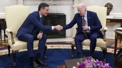 El jefe del Gobierno espaol, Pedro Snchez, y el presidente de Estados Unidos, Joe Biden, en la Casa Blanca.