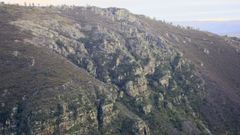 El pliegue geol�gico de Campodola-Leixaz�s es uno de los parajes emblem�ticos del geoparque Monta�as do Courel