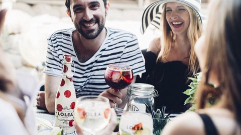 LOLEA. Los lunares le dan un aire castizo y andaluz con el que trata de conquistar los cinco continentes.