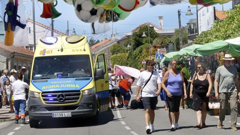 La ambulancia medicalizada tuvo que acudir a Ponte Arnelas para atender a otra persona mayor