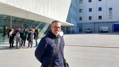 El abogado Daniel Leyte, este martes ante la Cidade da Xustiza de Vigo.