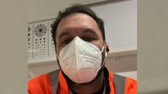 Jos� �ngel Pardavila es m�dico en el punto de atenci�n continuada (PAC) del centro de salud de A Parda, en Pontevedra