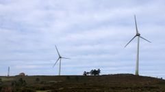 Un parque de Barbanza, con aerogeneradores e infraestructura el�ctrica
