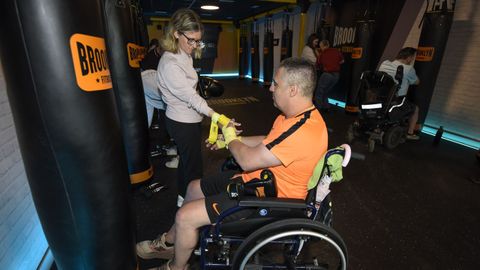 Usuarios de Amizade en la clases de fitboxing de los martes