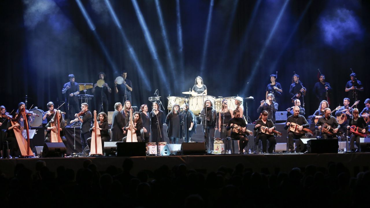 SonDeSeu cumple 25 años rodeado de estrellas del folk