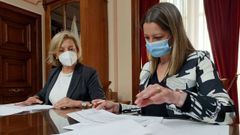 La alcaldesa de Lugo, Lara M�ndez, con la responsable de Econom�a, Paula Alvarellos