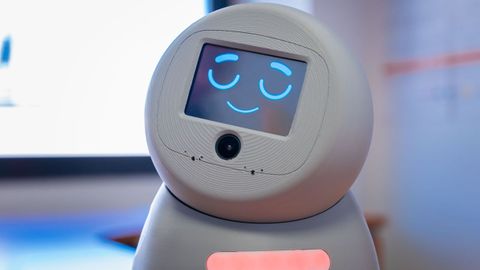 Imagen del robot, dotado con inteligencia emocional para apoyar las terapias
