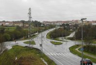 La parcela, a la izquierda, linda con la N-550 y la avenida de Asturias a la altura de Meixonfr�o. 