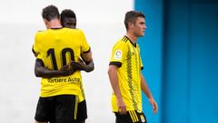 gol Obeng Borja Sanchez Alex Cardero Real Oviedo Aviles Suarez Puerta.Samuel Obeng celebra su gol ante el Avil�s con Borja S�nchez junto a �lex Cardero