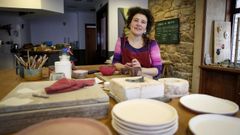 La barbanzana de adopcin tiene una tienda en el casco urbano del municipio sonense.