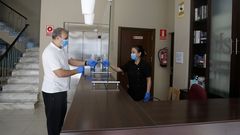 La desinfecci�n presidi� el regreso a las aulas en Ribeira