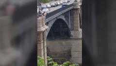 Rescatan a un hombre que se lanz� al Mi�o desde un puente de Ourense