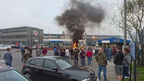 HUELGA EN ALCOA 