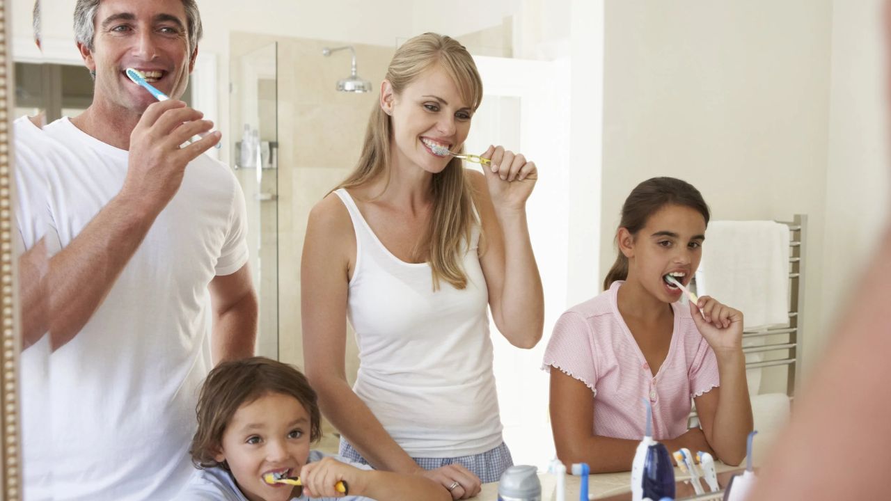 El cepillo eléctrico de Oral-B que saca tu mejor sonrisa ahora a un precio que te deja sin palabras